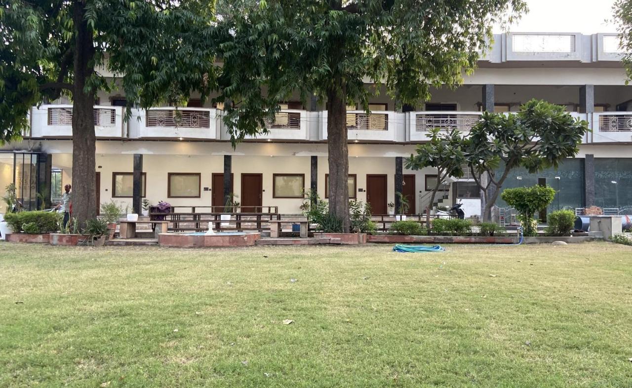 The Kedar Resort 马图拉 外观 照片
